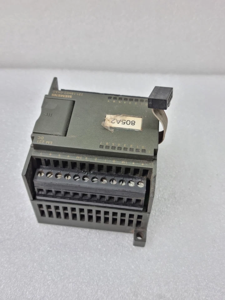 SIEMENS EM 221 DC 6ES7 221-1BH22-0XA0 DIGITAL INPUT MODULE 24VDC MADE IN GERMANY